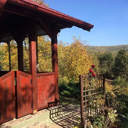 Nanin 2 Semesterbostad Vrdnik