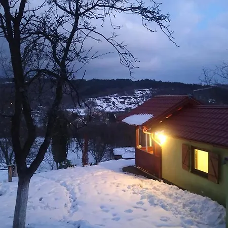 Nanin 2 بيت للعطل