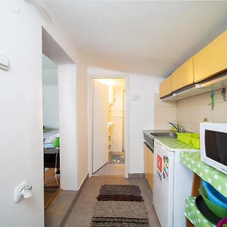 Nanin 2 Semesterbostad Vrdnik