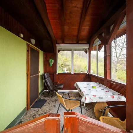 Nanin 2 Holiday home *